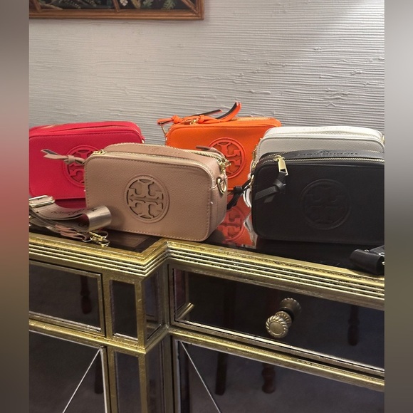 T Crossbody Small Purse - Picture 8 of 10